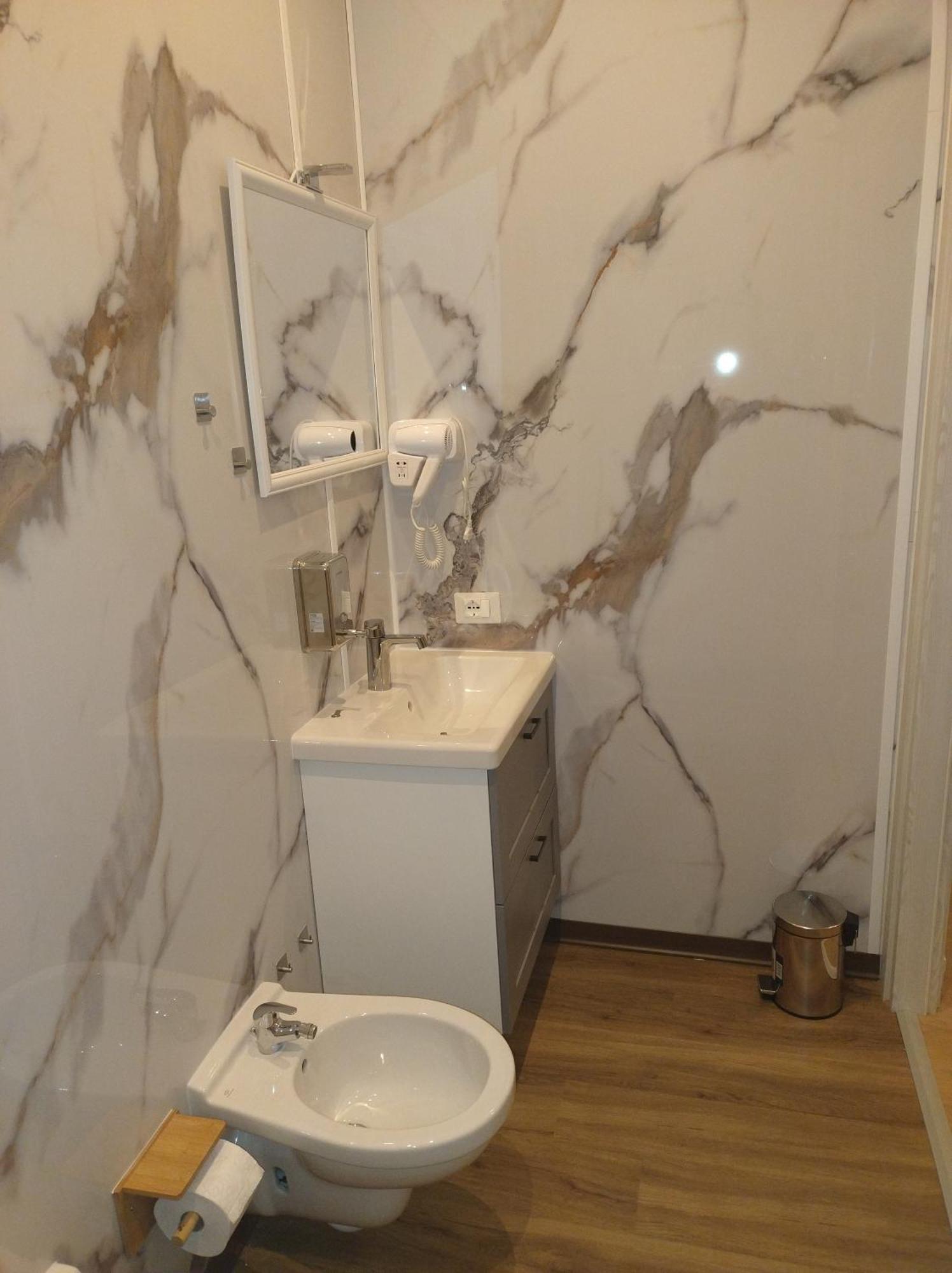 Affittacamere Via Bini Prato  Room photo